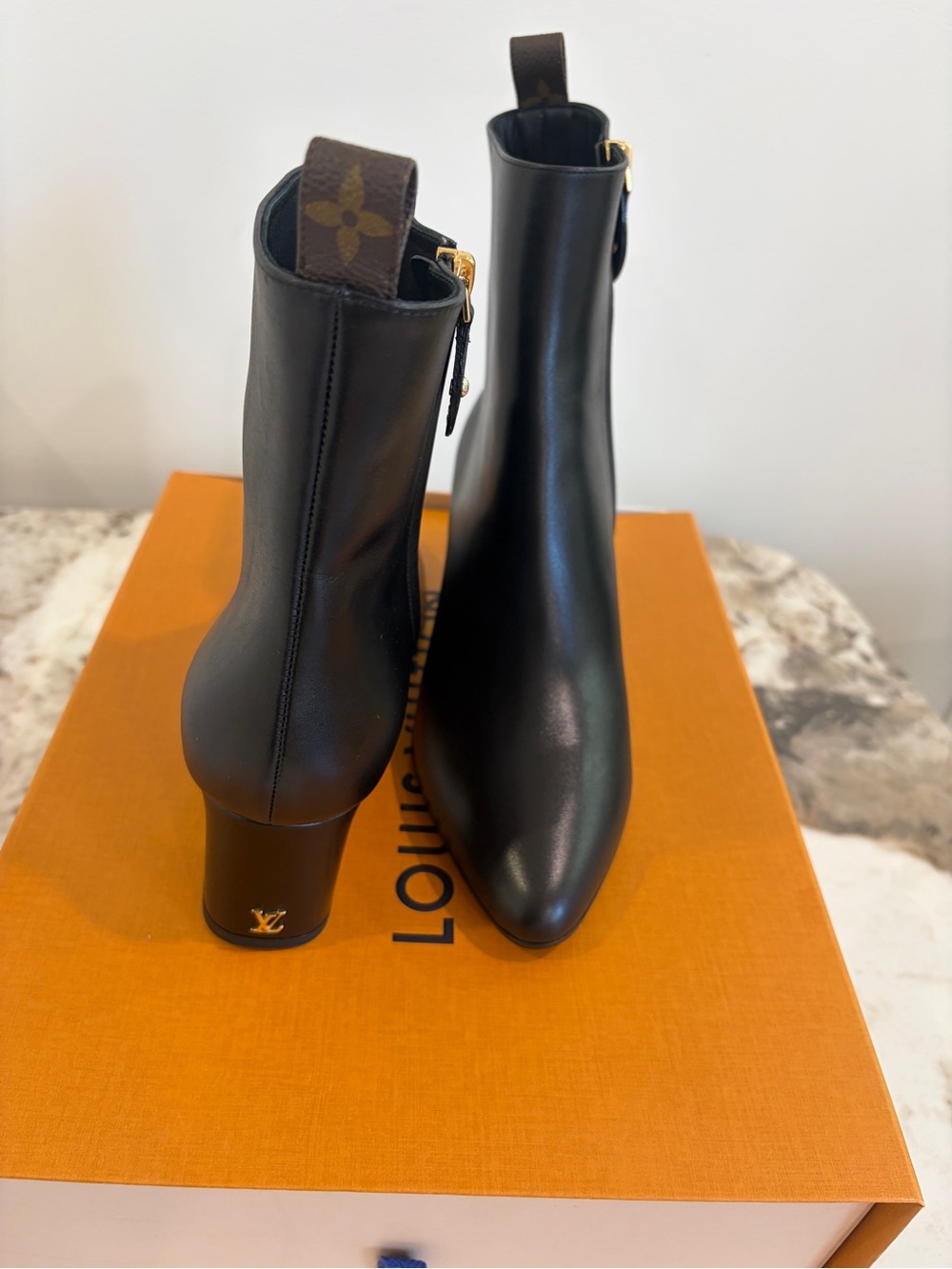 DONNA ANKLE BOOT size 39,5 Brand New